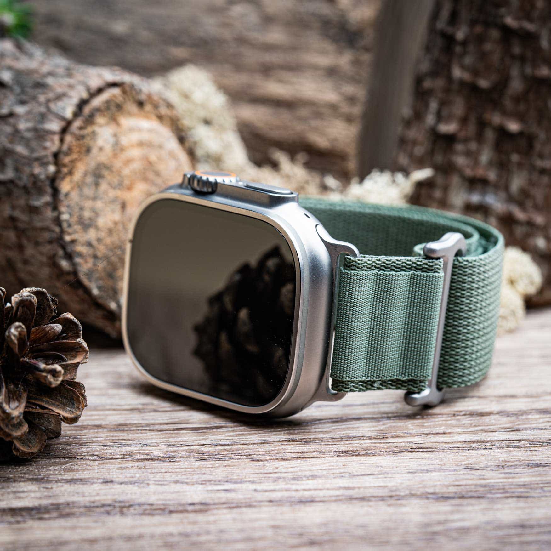 Alpine Loop Green Watch Strap For Apple